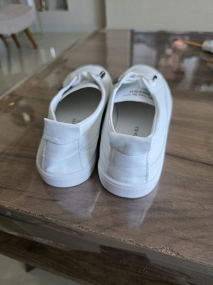 Casual sneakers λευκά σαν καινούργια, γυναικεία μέγεθος 37