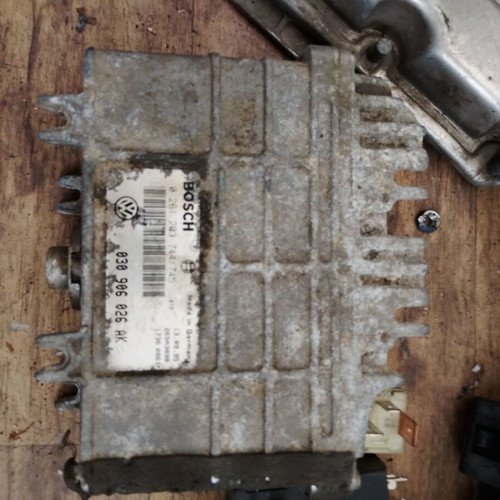ECU Polo VW 1.0 AEV used computer 0261203744 030906026AK