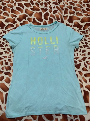 Hollister women's t-shirt size M like new, blue