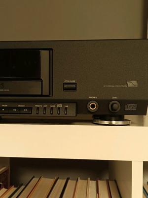 Philips 930 CD player like new