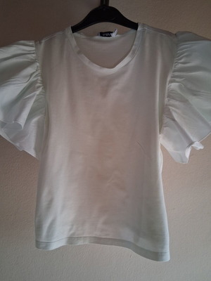 Toi&Moi blouse with volants on sleeves, used, size S