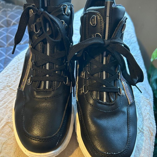 High black sneakers boots with thick sole, size 39