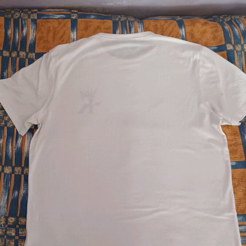 T-shirt white with print like new, size XL