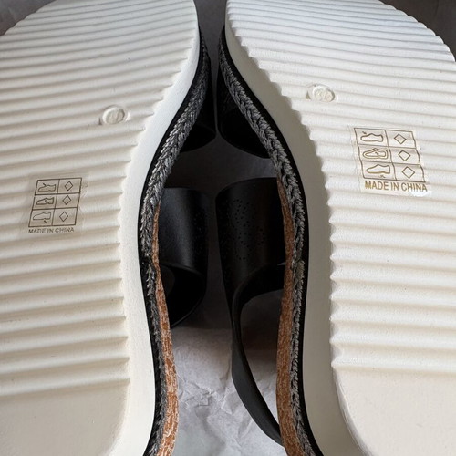 Firetrap women's sandals size 36 new, black and white