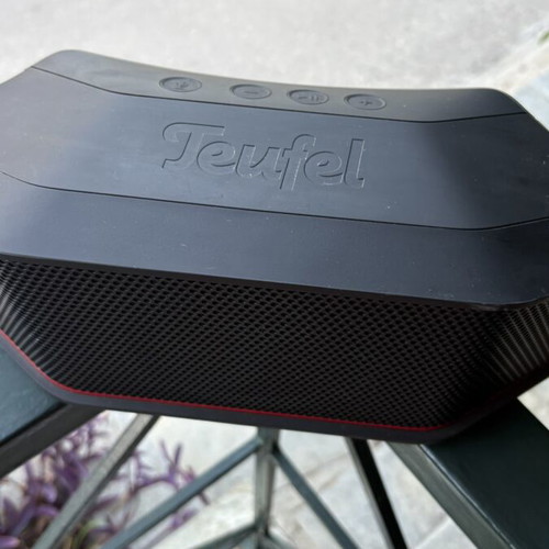 Teufel Rockster Cross Speaker like new, portable Bluetooth