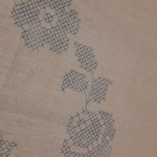 Vintage embroidery tablecloth like new, 100% linen, 50s-60s