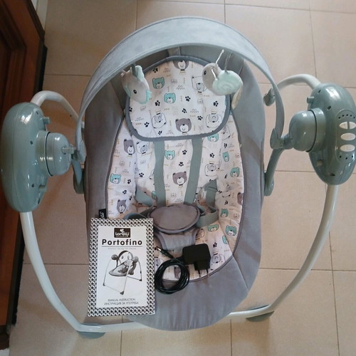Lorelli Portofino used rocking chair with cable and battery