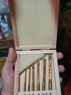 Titanium drill bit set new, 6 pieces in wooden case