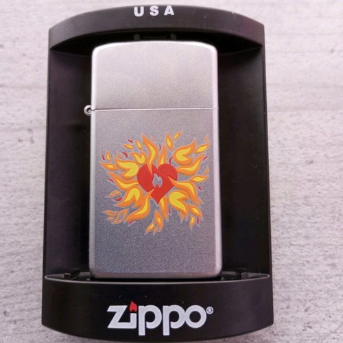 Zippo lighter new with heart design, matte silver