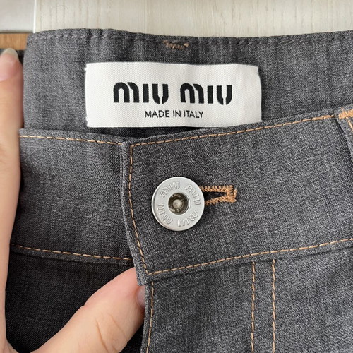 Miu Miu straight pants like new, 100% virgin wool, grey