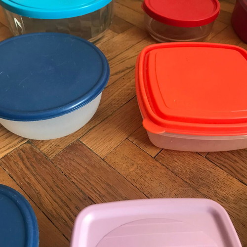 Tupperware used, pack of 11, 2 glass, various retro sizes