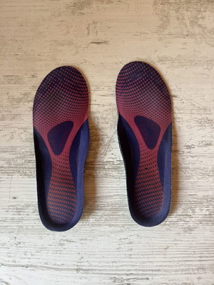 Sports silicone women's insoles like new, sizes 38-39, red and pink