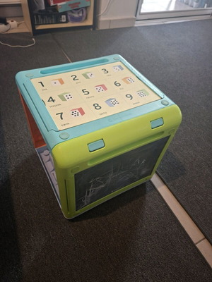 Ο Κύβος των Παιχνιδιών εκπαιδευτικό παιχνίδι γνώσεων Clementoni σαν καινούργιο