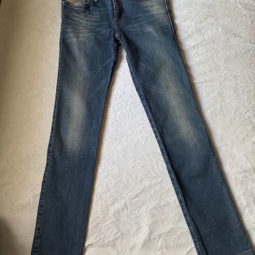 Diesel skinny jeans like new, size W28 L30