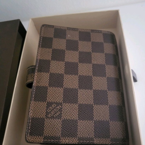 Louis Vuitton Damier agenda used, brown, with box