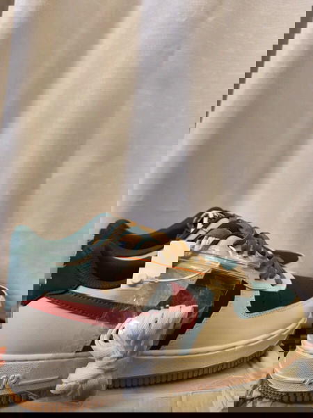 Nike Air Force 1 στη χρωματική παλέτα της Gucci