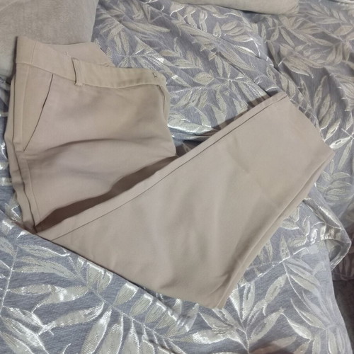 Stradivarius women's pants medium 38 beige like new