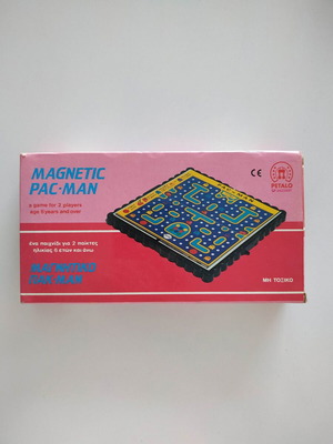 Magnetic Pac-Man board game new by Petalo
