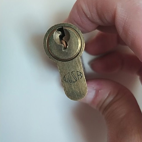 Vintage locks set of 4 used, 2 with keys, 6 cm and 5.5 cm