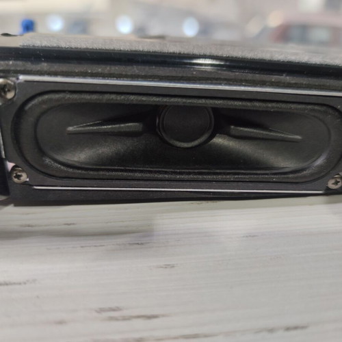 Samsung UE32M5602AK TV speakers like new