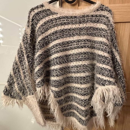 Poncho like new, grey and beige, size M