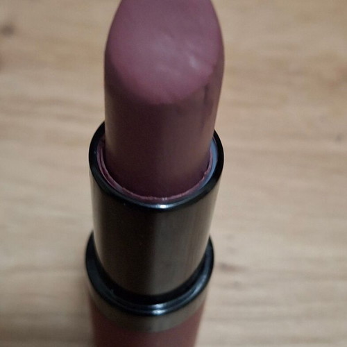Golden Rose lipstick like new, shades of fuchsia and red