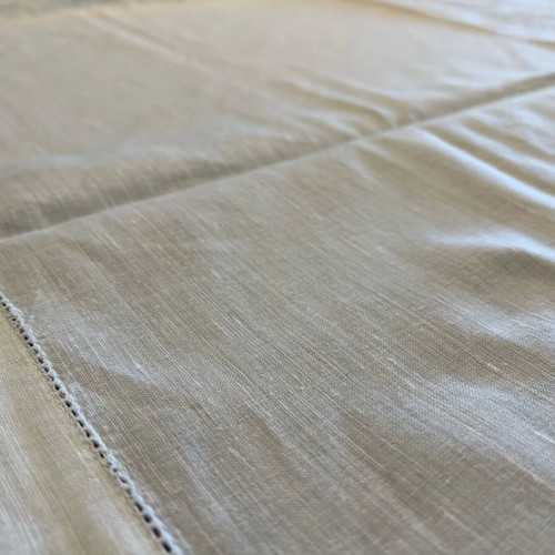 Tablecloth used 166x132cm