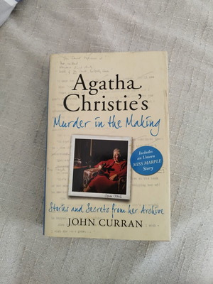 Книга на Agatha Christie нова, ръкописни бележки и непубликувани истории