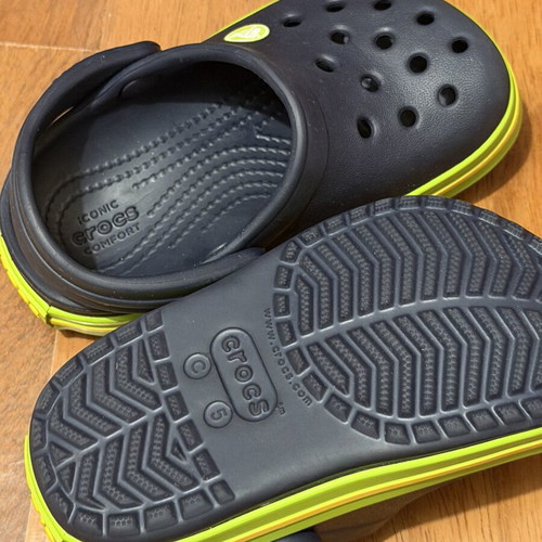 Crocs clogs dark blue with lime details, size C5