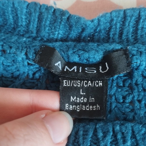Amisu blue wool sweater like new, size Large