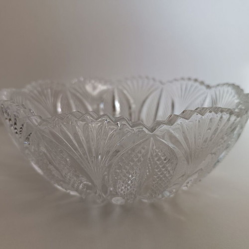 Glass tall bowl with embossed designs like new