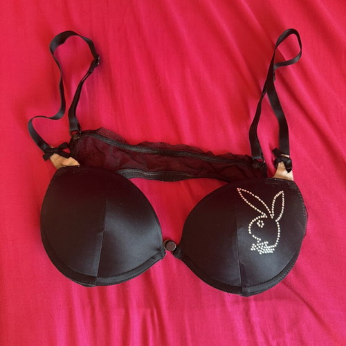 Bra 75B used, satin texture with bunny design, front clasp