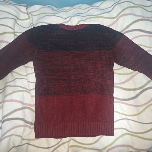 Men's red sweater like new, size L