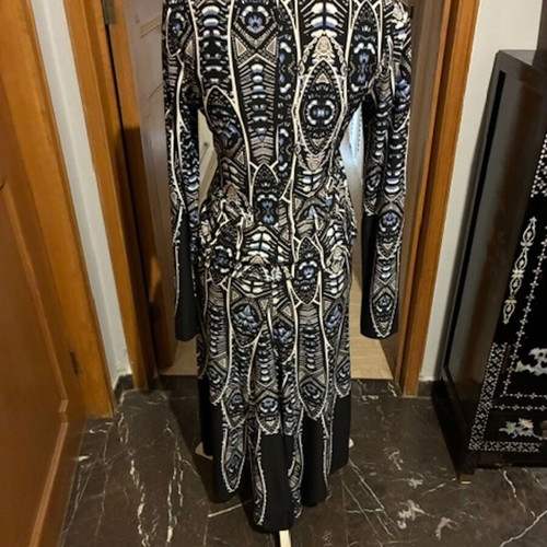 Ethnic Aztec Design Spring Dress fitted midi or maxi Bodyflirt Boutique used