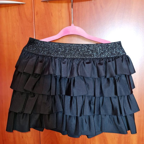 Ralph Lauren skirt 3 years old black like new