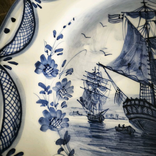 Handmade decorative wall plate G. Dizos like new