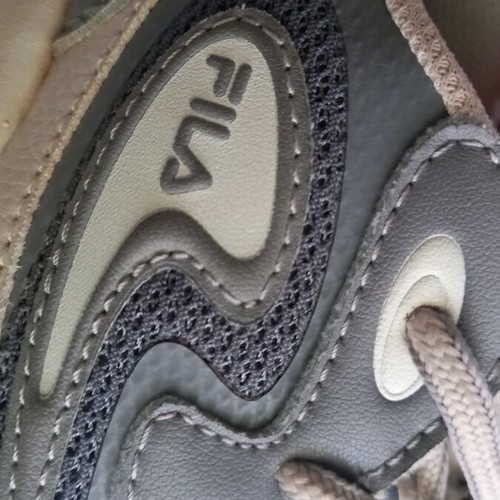 Fila women's athletic shoes soft grey size 38 like new