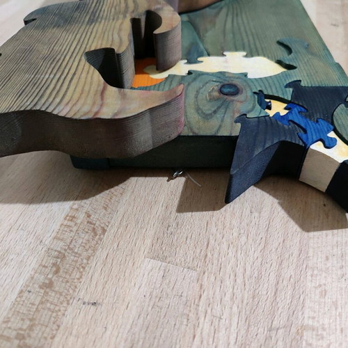 To Platoni wooden mosaic used, artwork