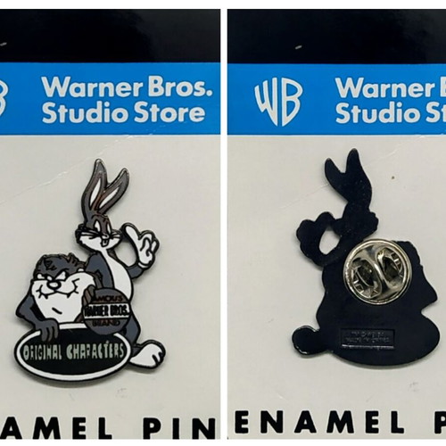 Collectible enamel pin Bugs Bunny and Tasmanian Devil new