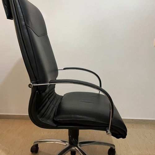 Leather office chair
