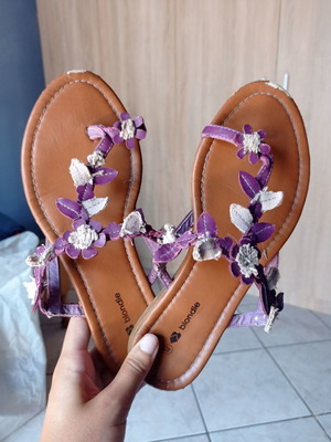 Summer shoes used, size 40, purple sandals with wear