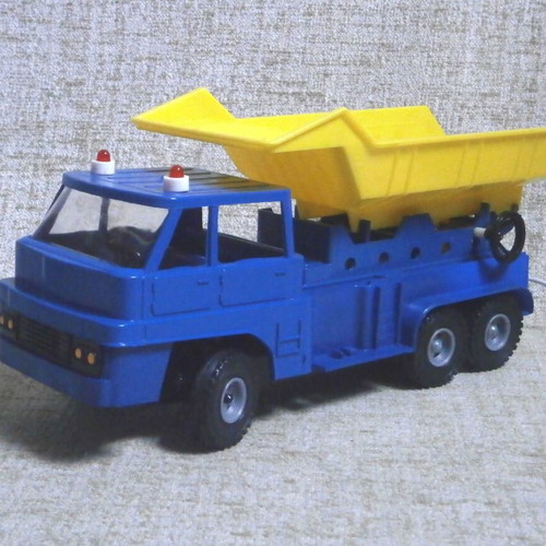Lyra dump truck B/O R/C vintage toy with remote control