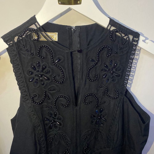 Dress new with embroidery, size L, black