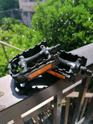 Πετάλια ποδηλάτου mountain σαν καινούργια