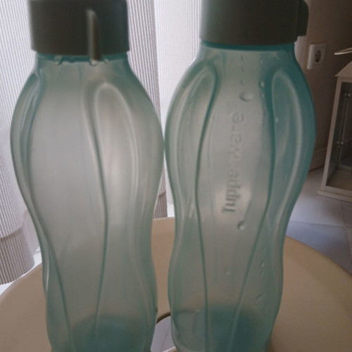 Tupperware Eco Water Bottles Set of 2 with Gift
