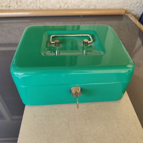 Metal cash box with security keys, green