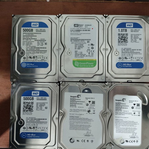 Hard disks 3.5'' used in various capacities
