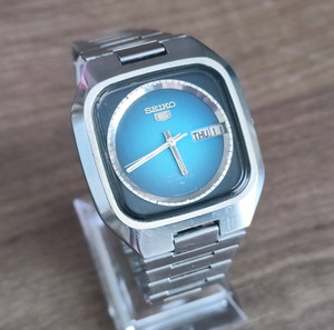 Vintage Seiko 5 7019-5090 JDM