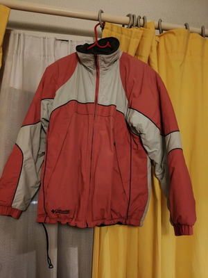 Columbia winter jacket like new, red/gray