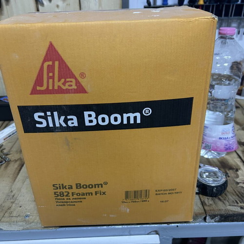 Sika Boom 582 Adhesive Foam new, pack of 12